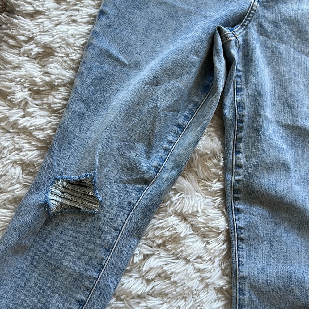 Jeans - Picture 7 of 9